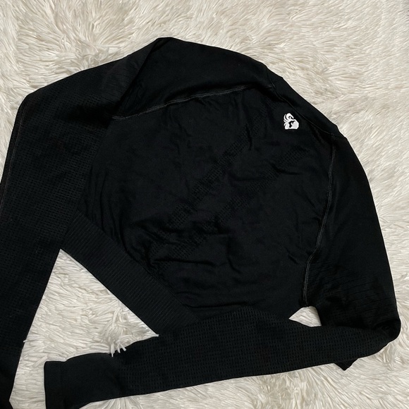 Women’s best Power Seamless long sleeve Crop Top - Picture 6 of 8